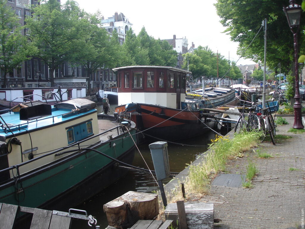 Яхты и велосипеды в Амстердаме